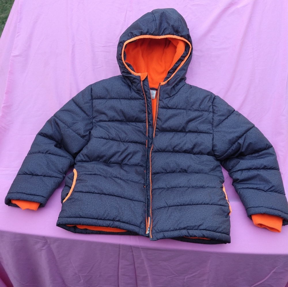 Boys 14/16 Bubble Coat w/Hood and front zipper